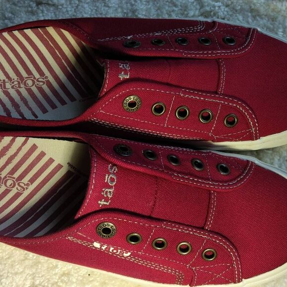 Toas EZ Soul Red Canvas Slip On Mule Sneakers Size 9 - Picture 14 of 16